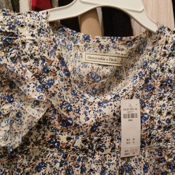 Blouse - Picture 3 of 3